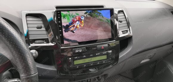 Штатная магнитола Toyota Hilux (2011-2015), Megabox 9006